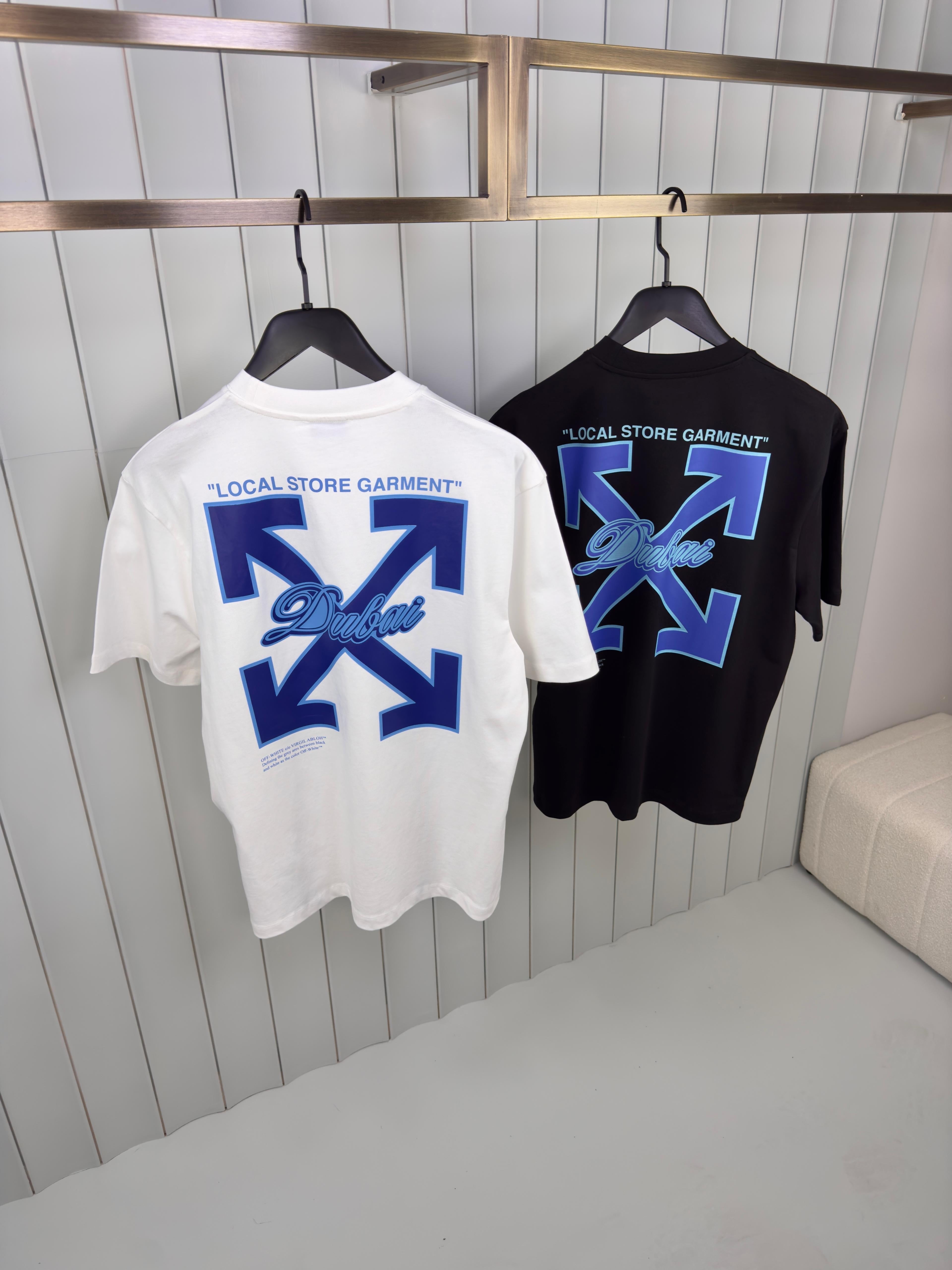 OFF-WHITE T-shirt