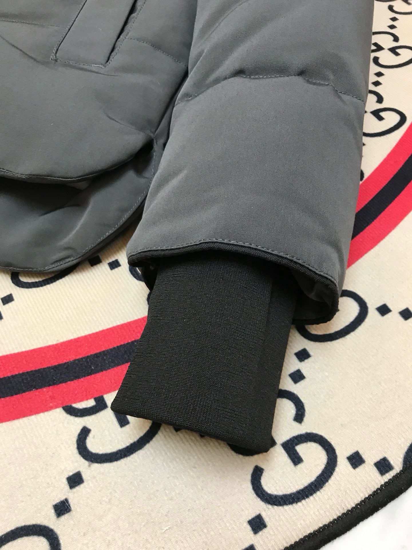 Canada Goose Mac Millan Grijs