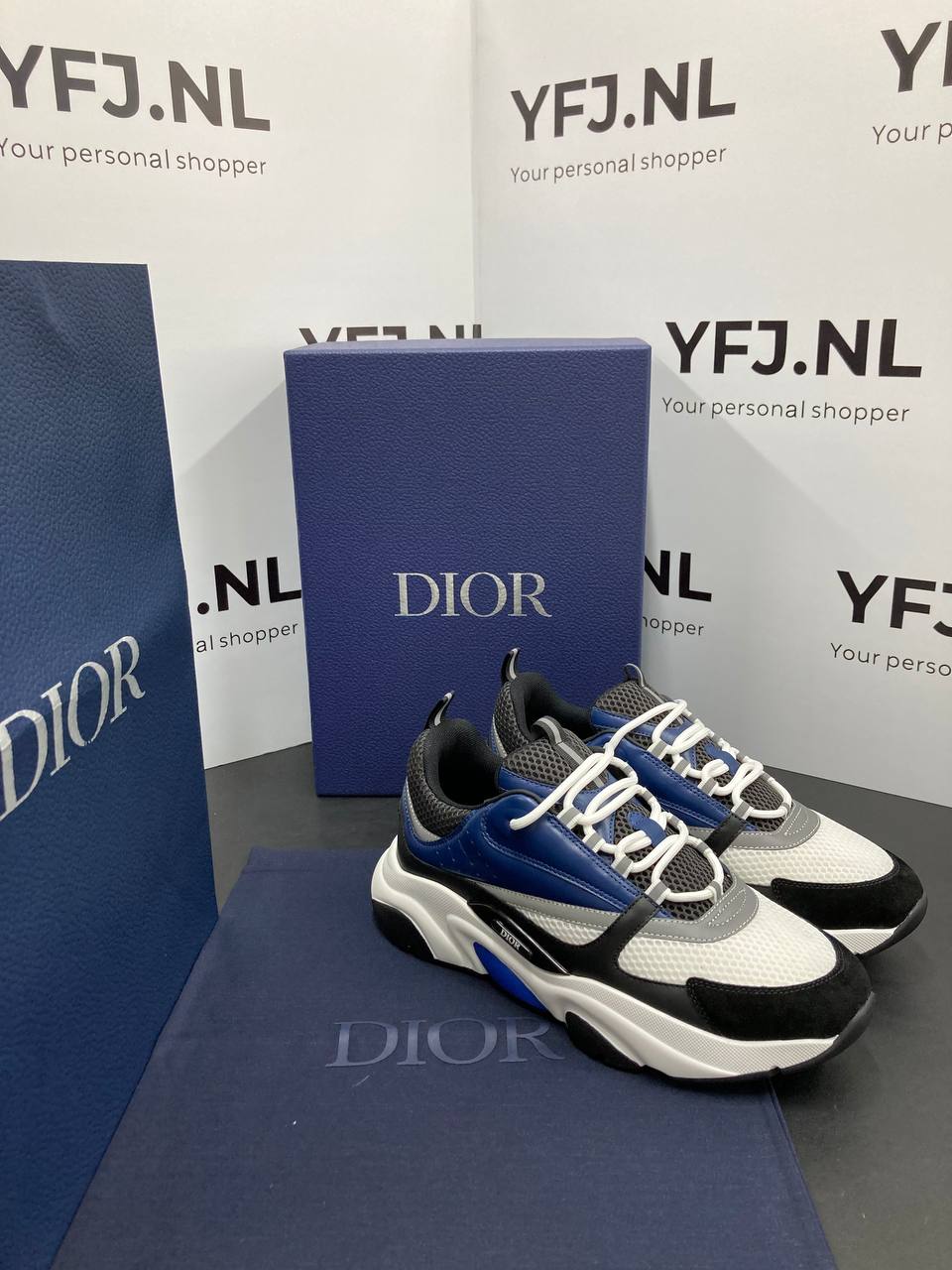 DIOR B22 Donkerblauw