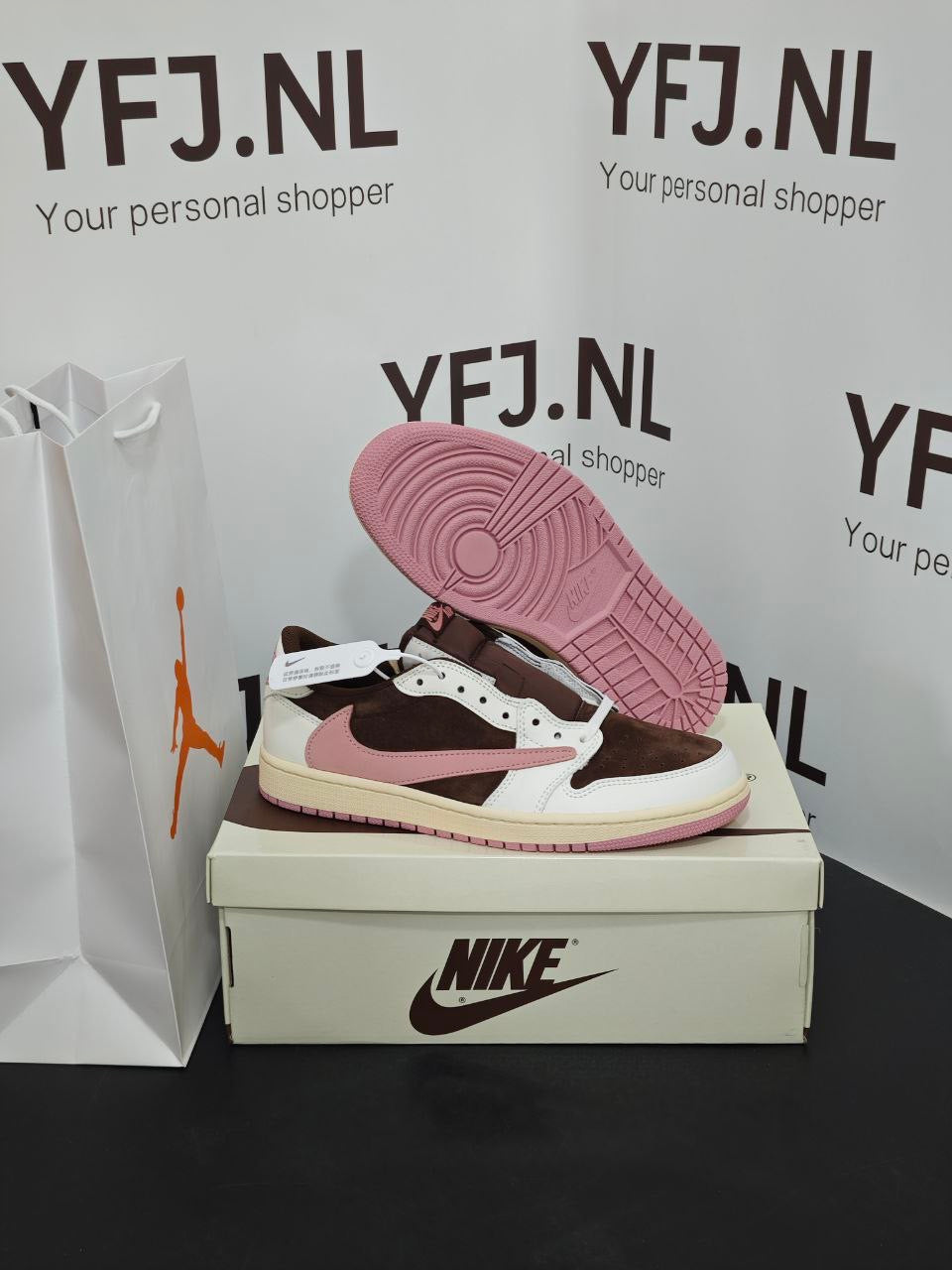 Travis Scott Air