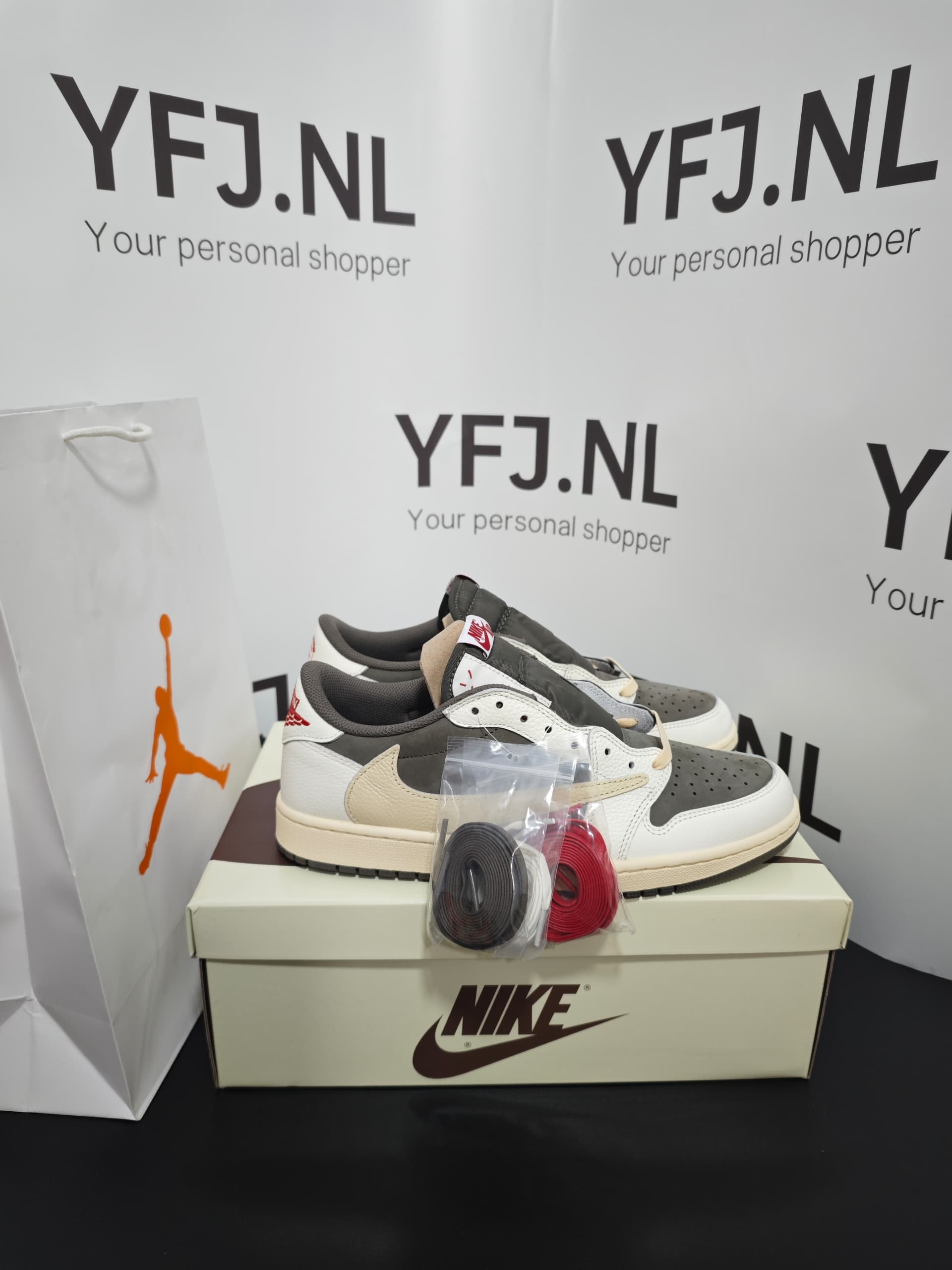 Travis Scott Air