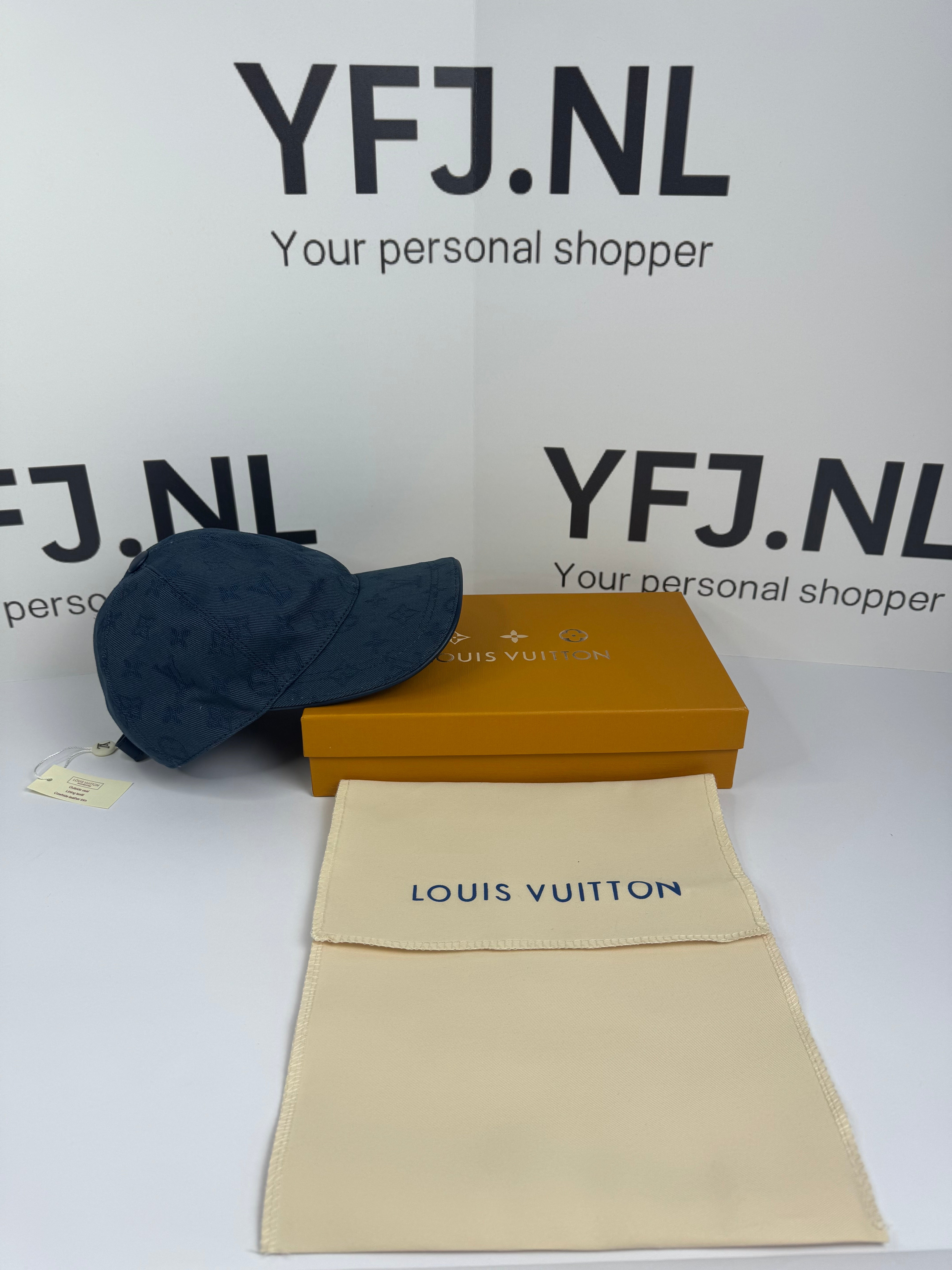 Louis Vuitton Pet
