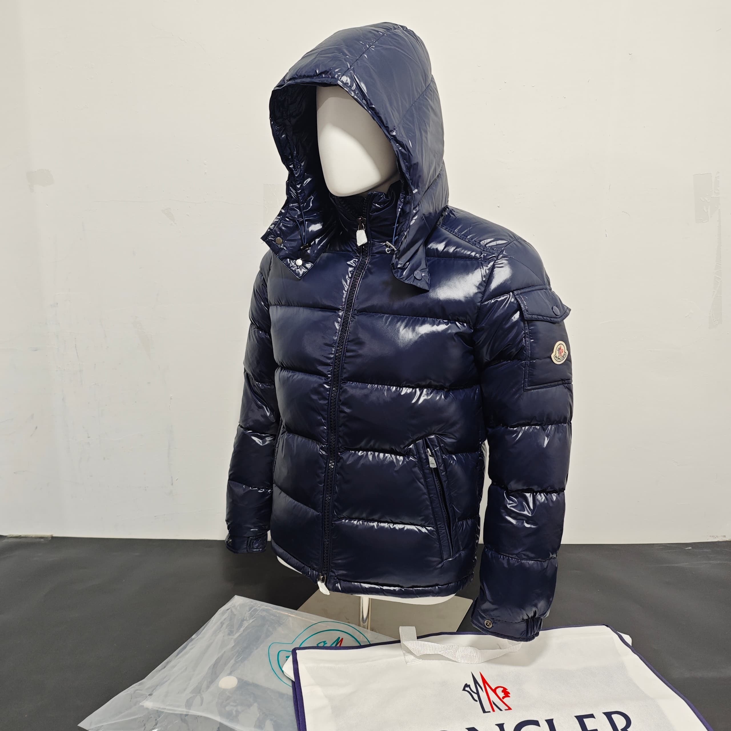 Moncler Maya Jas (NFC Scan)