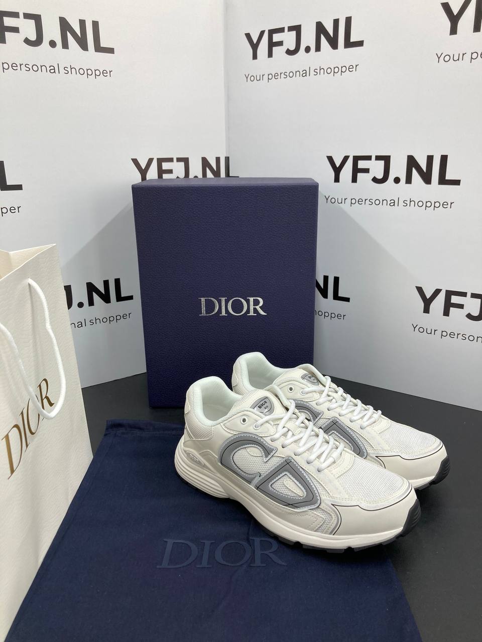 DIOR B30 Wit