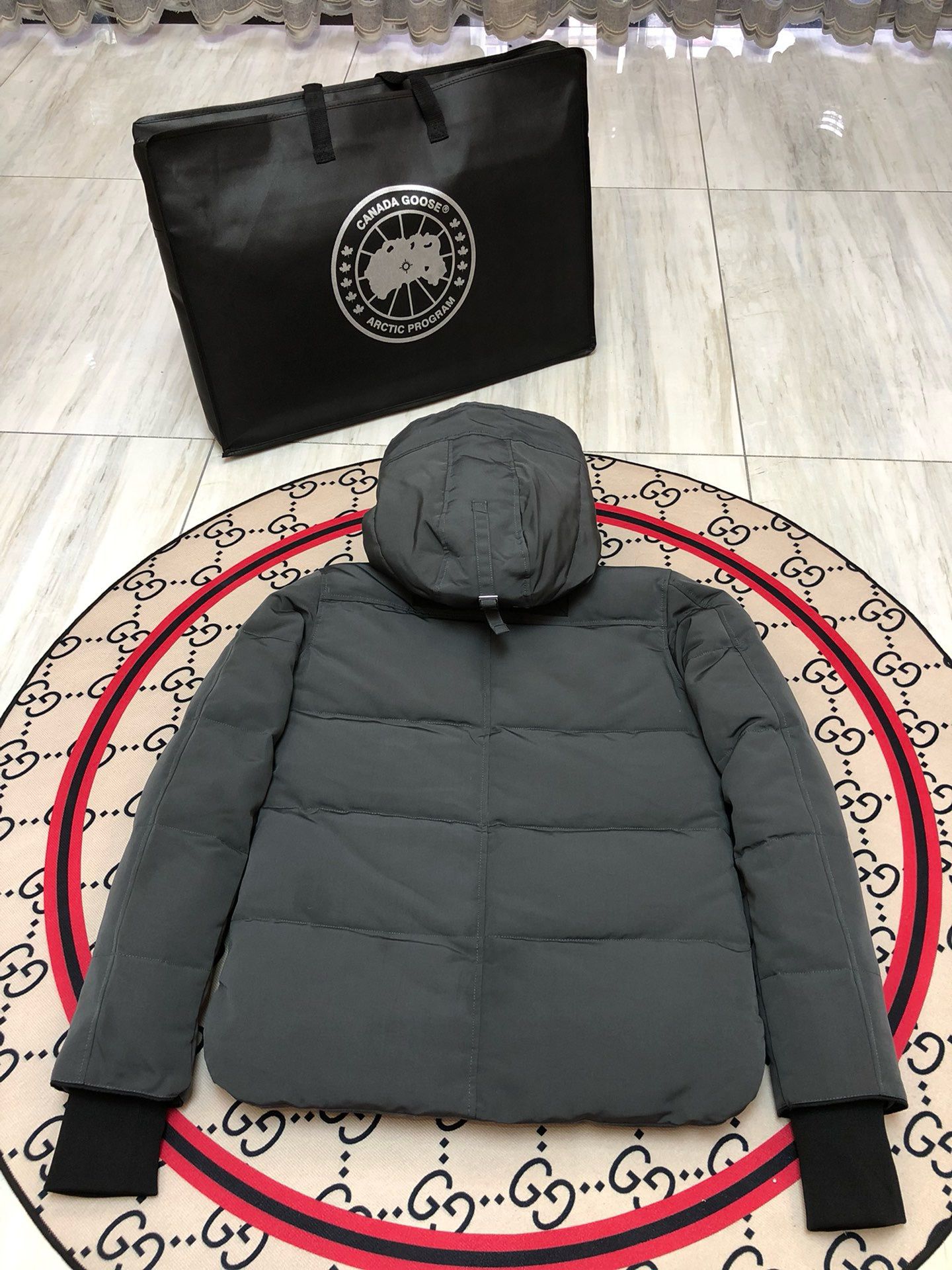 Canada Goose Mac Millan Grijs