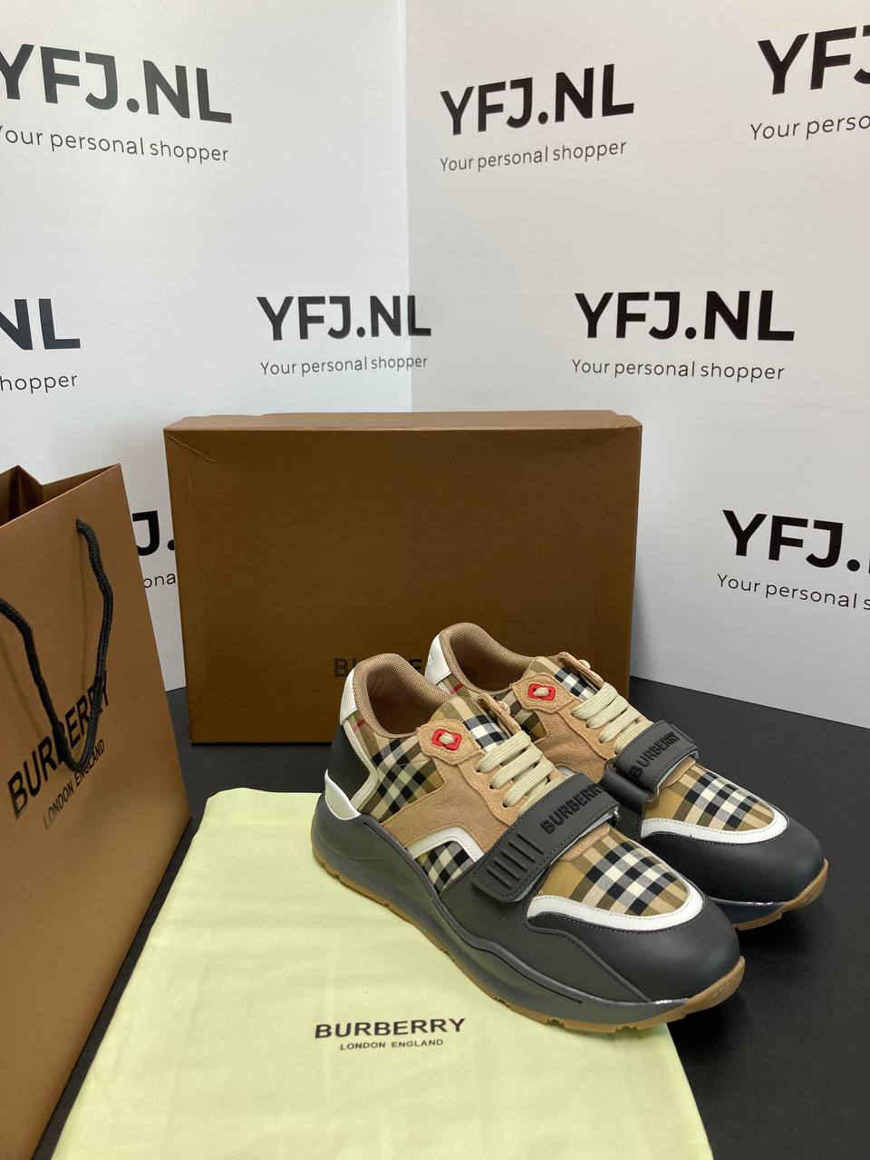 Burberry Sneakers