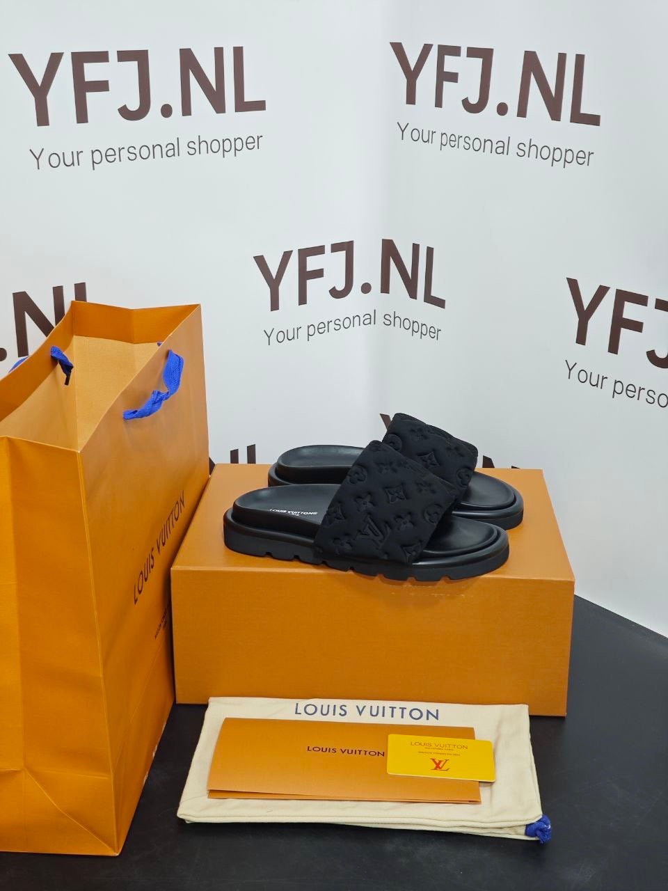 Louis Vuitton Slippers